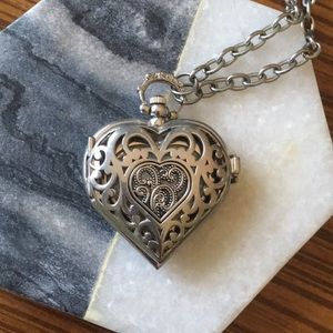 Heart Pendant Clock Necklace